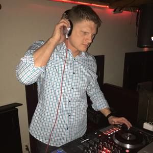 Meet your Posher, Neil